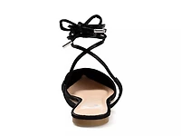 Theia Flat