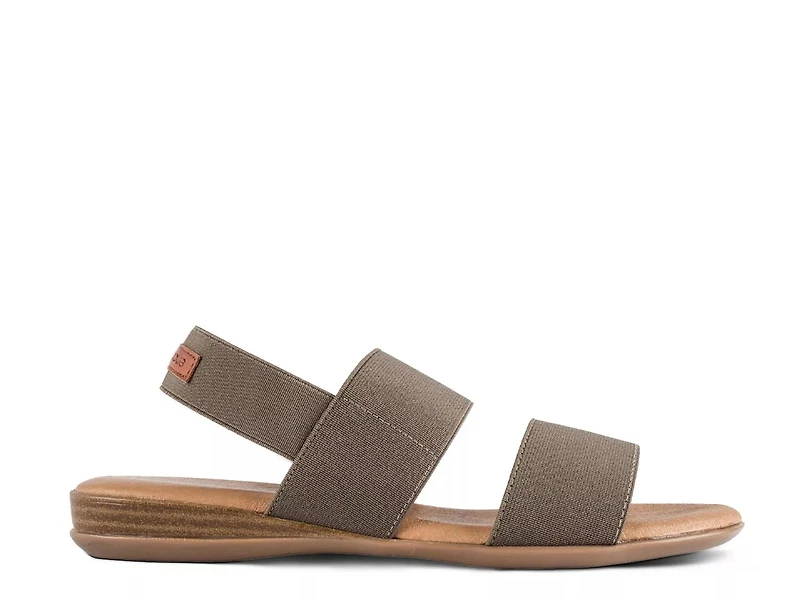 Nigella Sandal