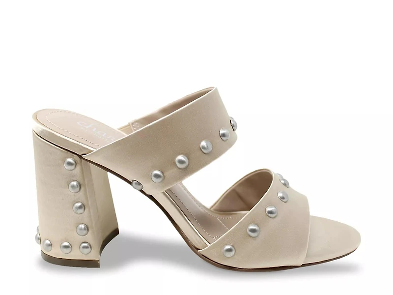 Roaring Sandal