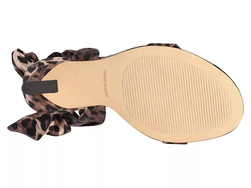 Kelsie Sandal