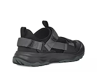 Outflow Universal Sneaker