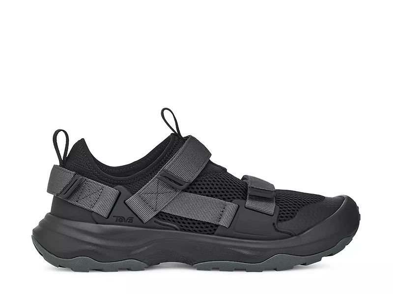 Outflow Universal Sneaker