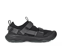 Outflow Universal Sneaker