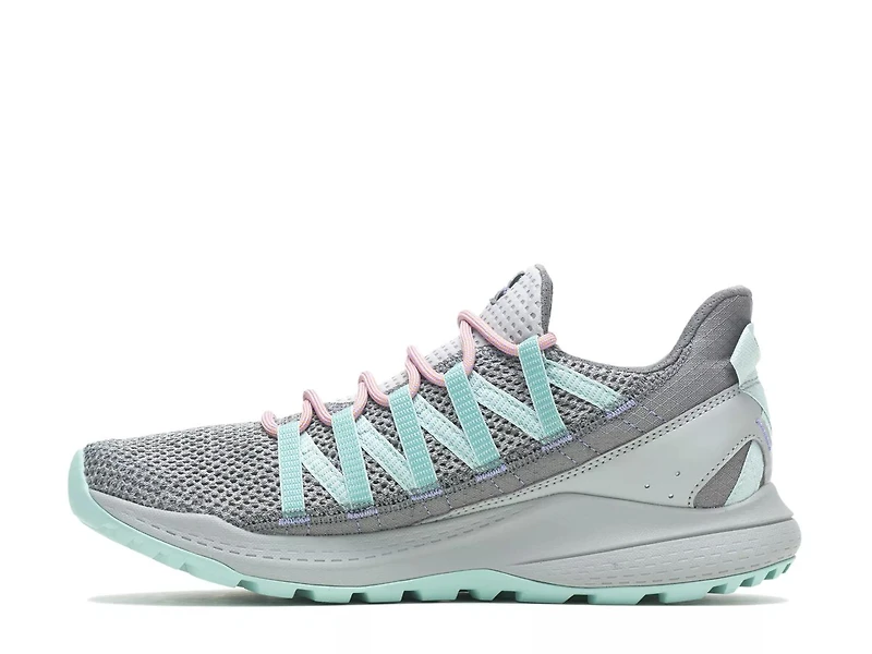 Bravada Edge Sneaker