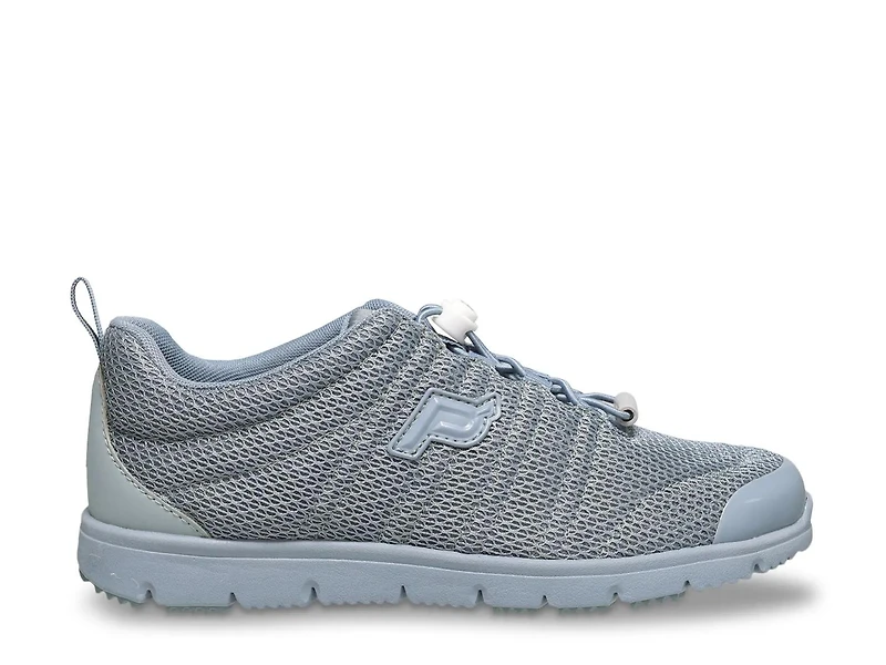 Traverlwalker II Slip-On Sneaker