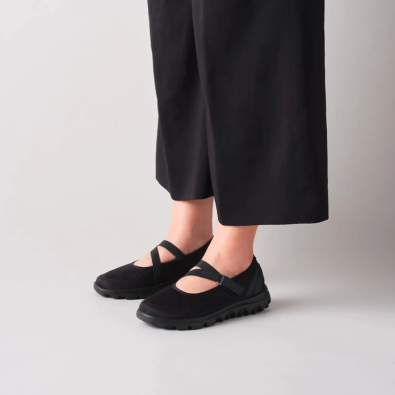 Travelactiv Mary Jane Slip-On