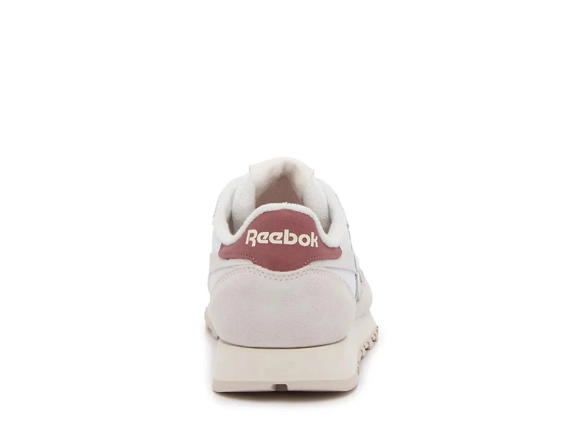 Classic Leather Sneaker