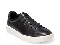 Grand Crosscourt Traveler Sneaker