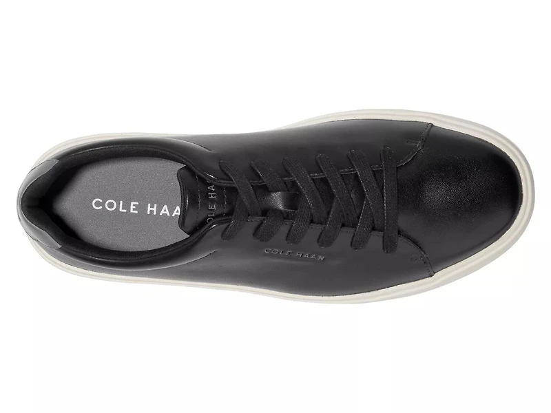 Grand Crosscourt Traveler Sneaker