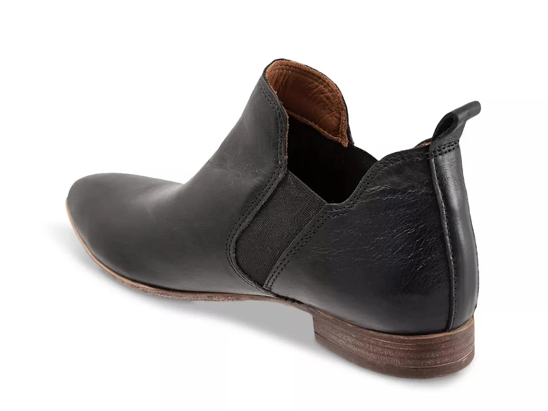 Vicki Bootie