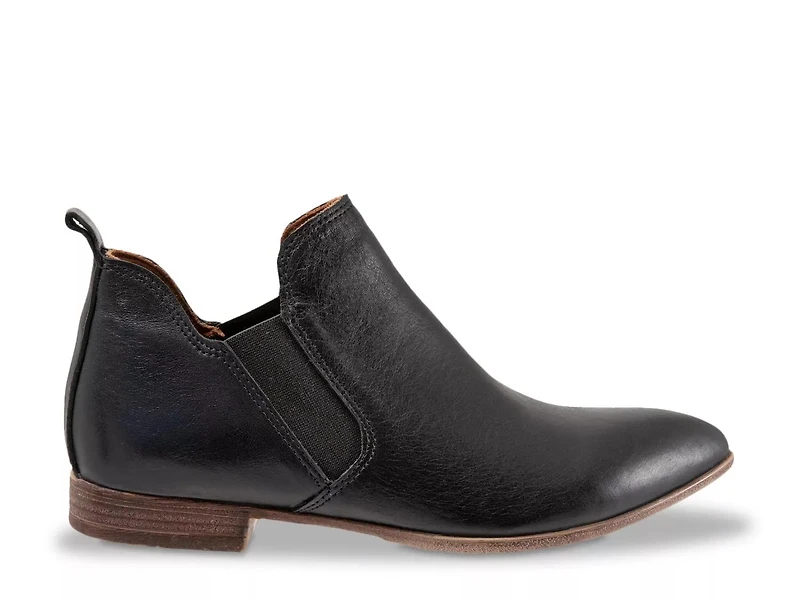 Vicki Bootie