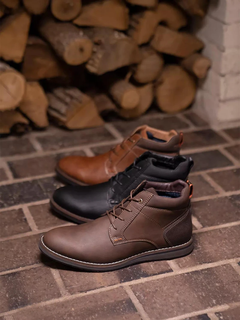 Circuit Plain Toe Chukka Boot - Men's