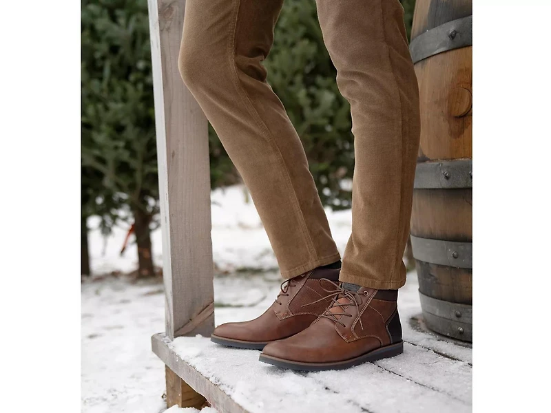 Circuit Plain Toe Chukka Boot - Men's