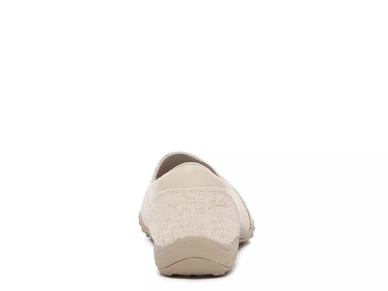 Breathe Easy Swayful Slip-On