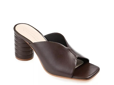 Karah Sandal
