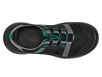 Outflow Sneaker