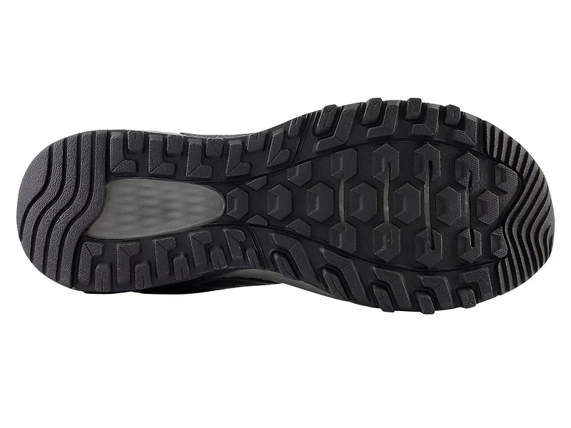 410 v8 Trail Running Shoe
