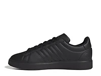 Grand Court Sneaker