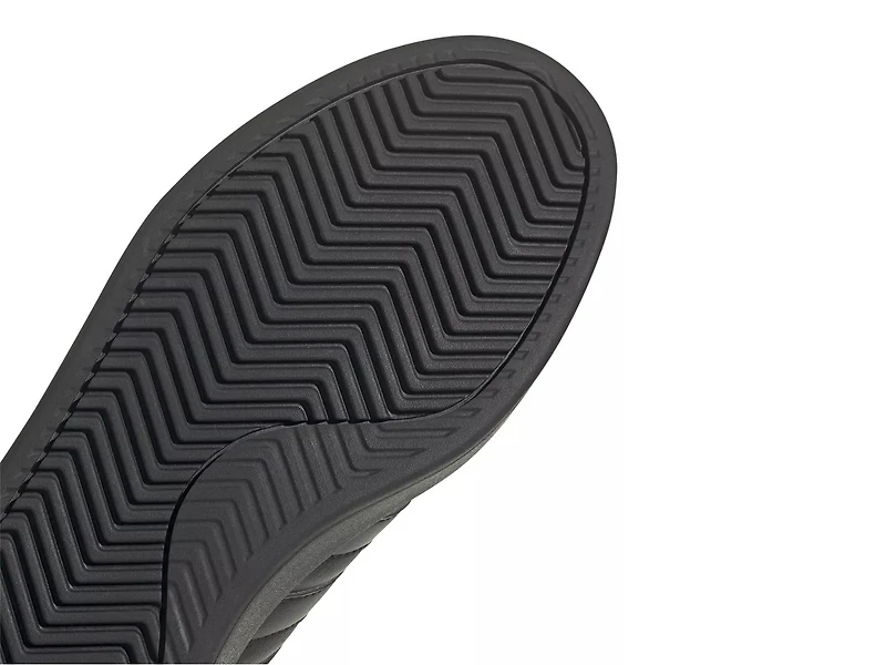 Grand Court Sneaker