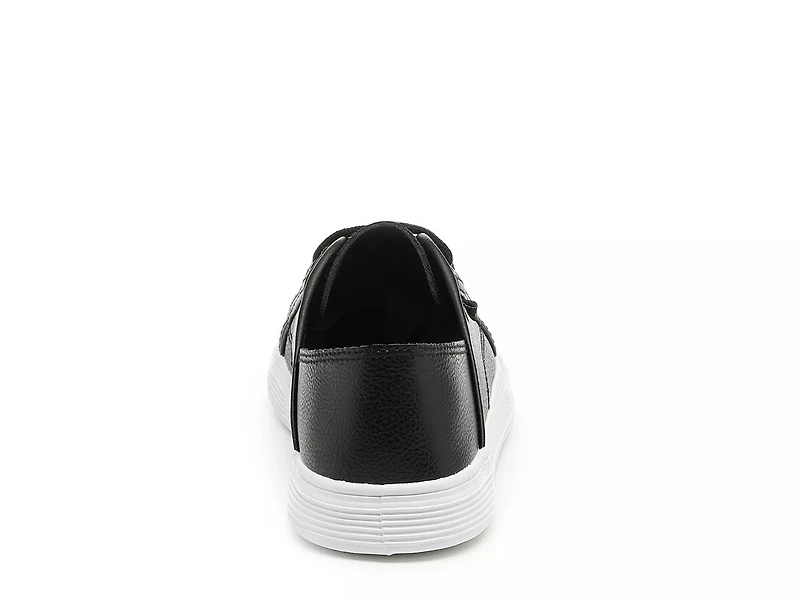Zandra Sneaker