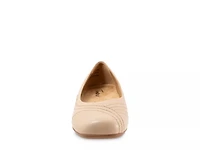 Sasha Flat