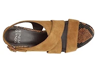 Ianna Sandal