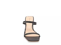 Kharis Sandal