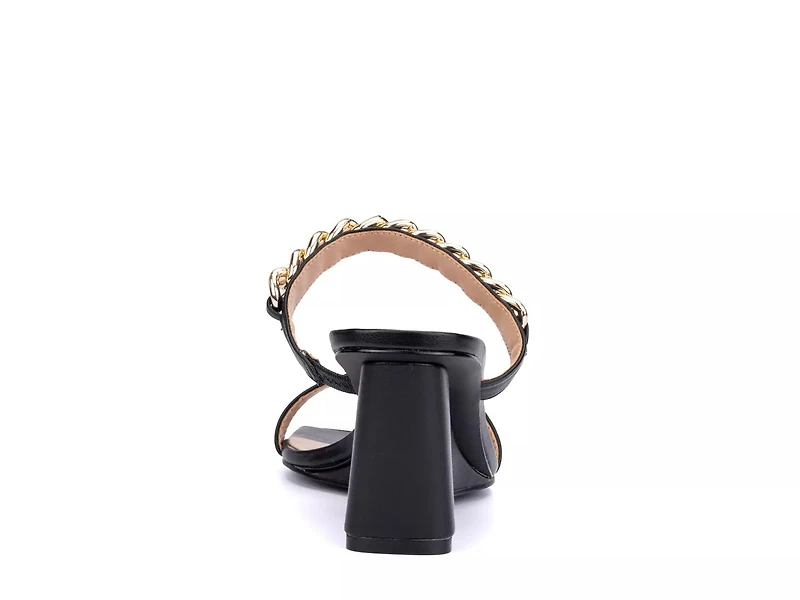 Magnifica Wedge Sandal