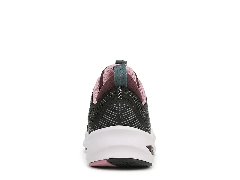 Never Quit 2 Sneaker