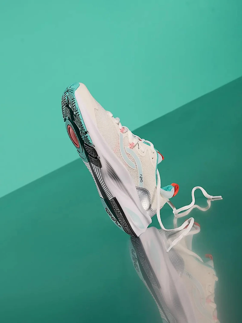 Never Quit 2 Sneaker