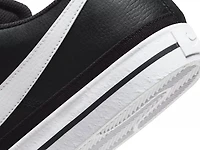 Court Legacy Sneaker