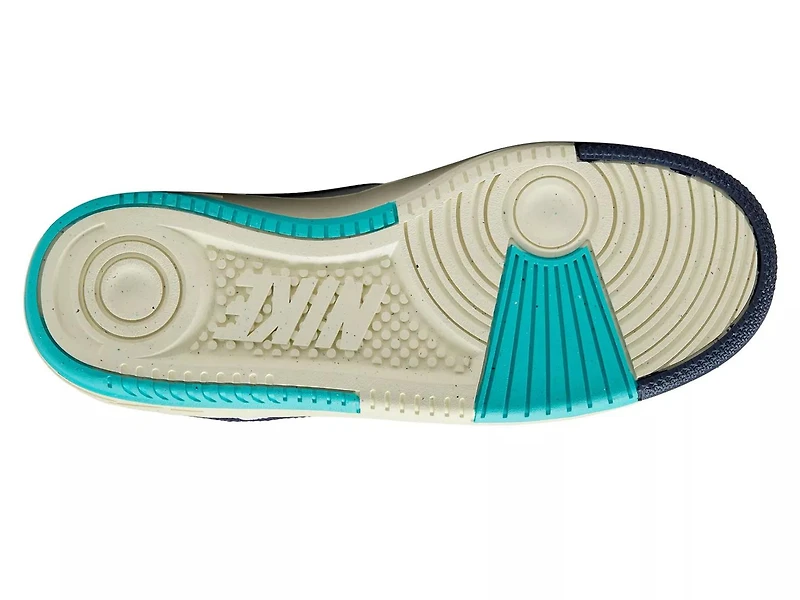 Gamma Force Sneaker