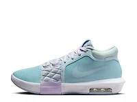 LeBron Witness 8 Basketball Shoe - Men's