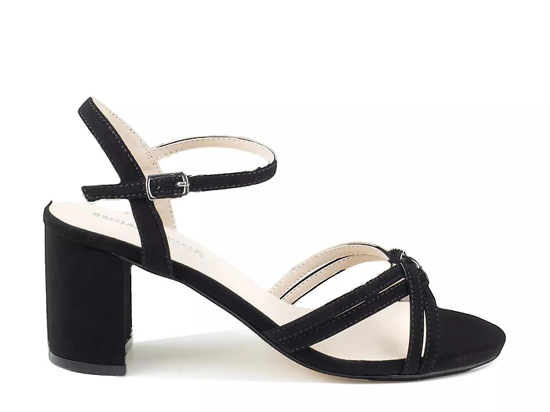Elle Sandal