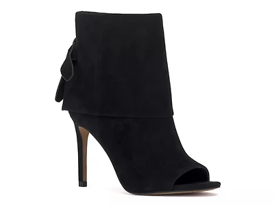 Amesha Bootie