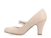 Windy Mary Jane Pump