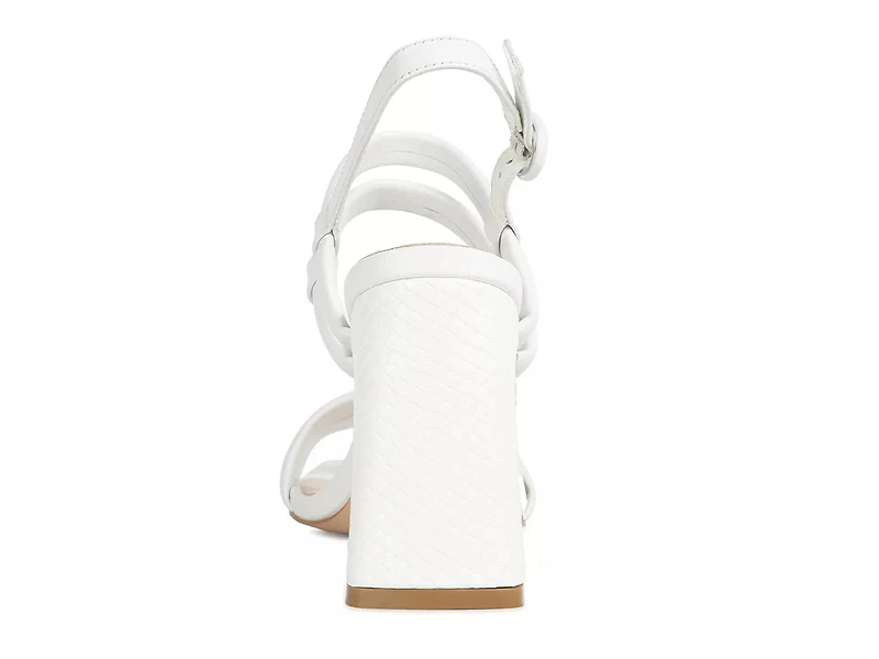 Avianna Sandal