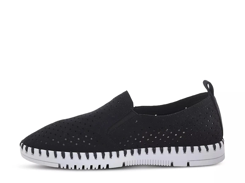 Surfie Slip-On Sneaker