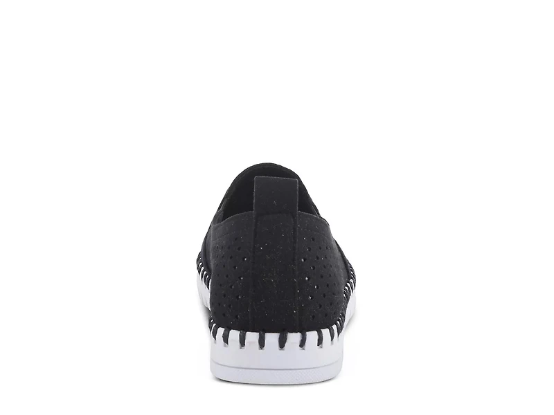 Surfie Slip-On Sneaker