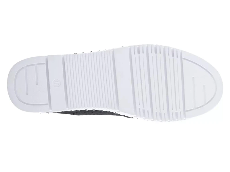 Surfie Slip-On Sneaker