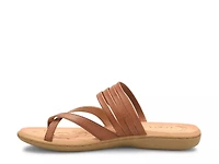 Alisha Sandal