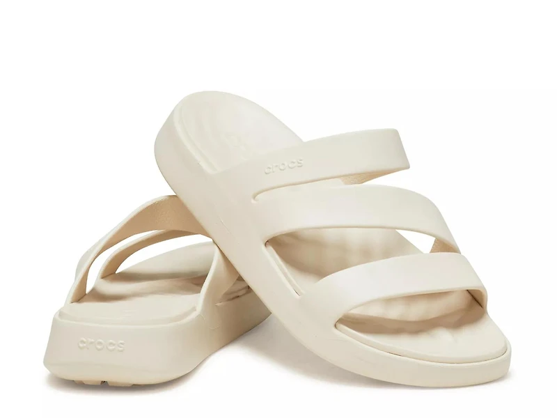 Getaway Strappy Sandal - Women's