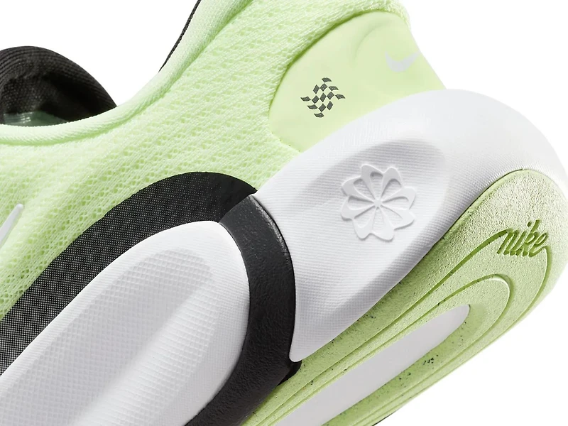Infinity Flow Sneaker