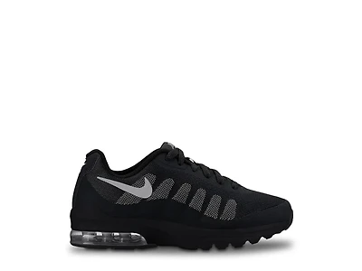 Air Max Invigor Sneaker