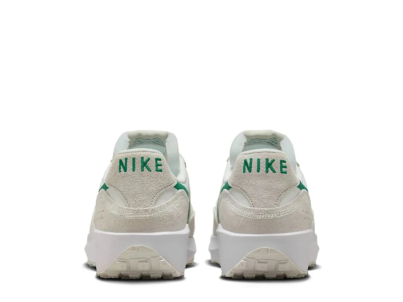 Waffle Debut Running Shoe