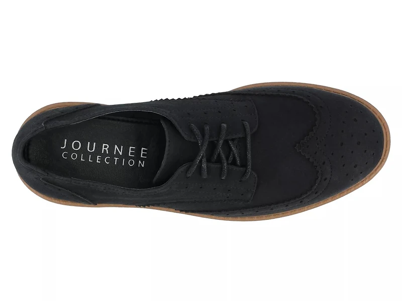 Claudiya Wingtip Oxford