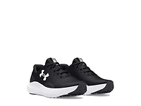 Surge 4 Sneaker