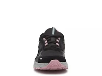 Sky Stride Walking Sneaker