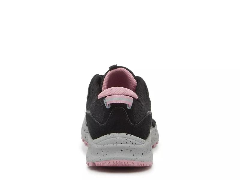 Sky Stride Walking Sneaker