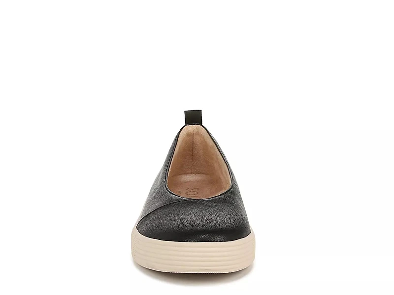 Neela Slip-On